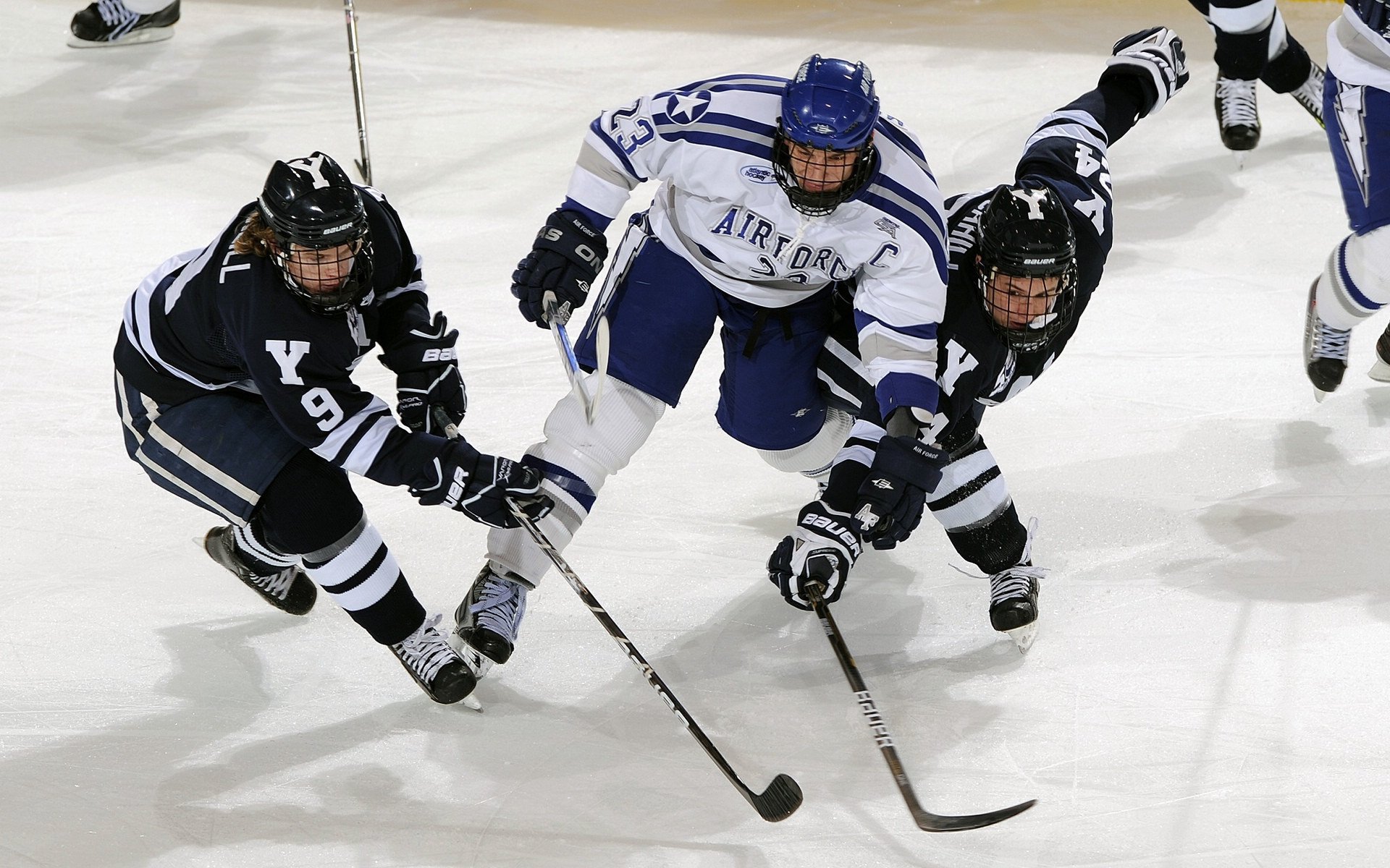 篮球职业联赛赛后数据复盘应用广泛，篮球赛数据如何分析